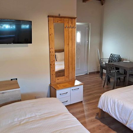 Villa Sana Rooms Permet Exterior photo